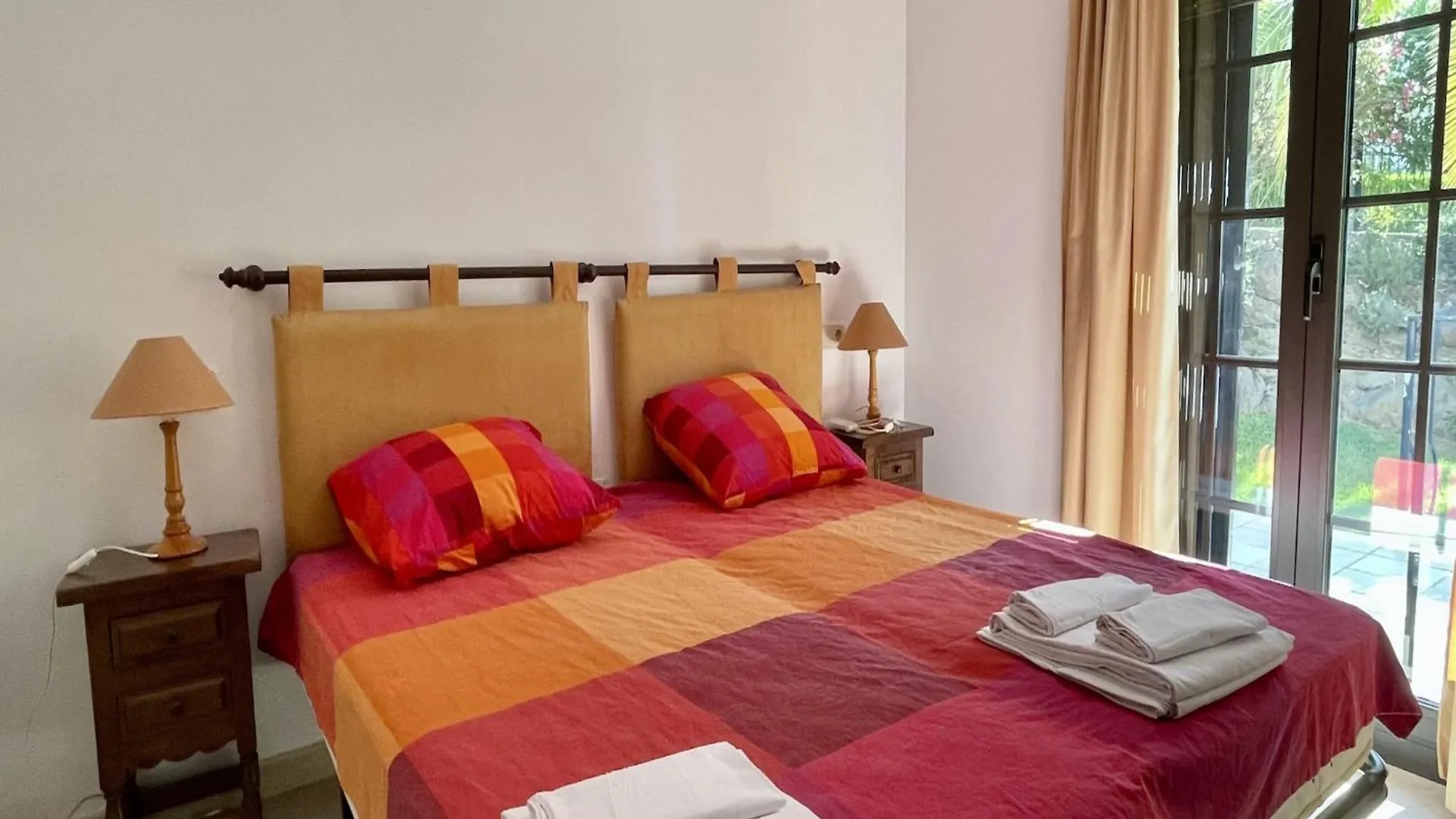 Apt Volendam Planta Baja Con Piscina Privada L'Estartit Apartment
